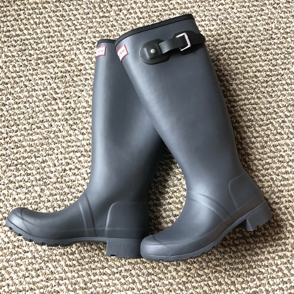 Hunter Shoes - “NWOT” Hunter Original Tall Waterproof Boots / 6